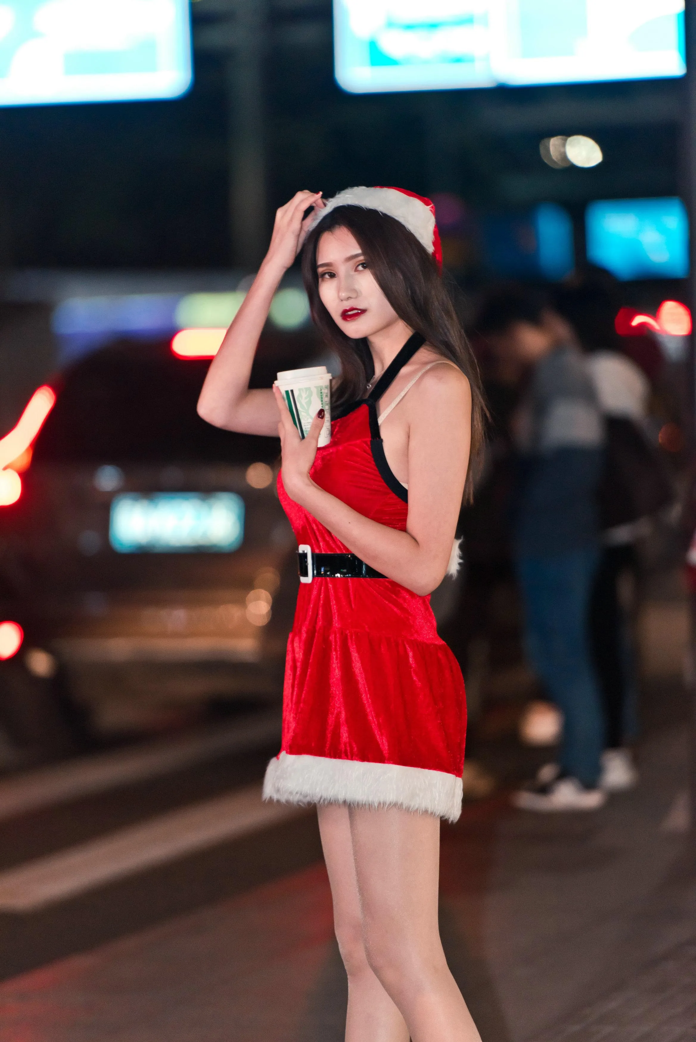 [魔镜街拍] NO.124 寒风中的极品肉丝圣诞美人婷婷 [224P]插图8